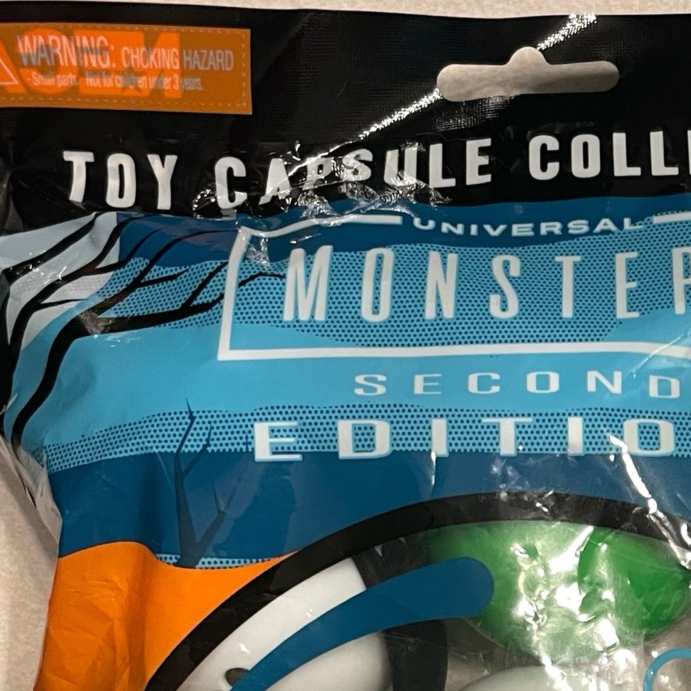 NECA Universal Monsters Second Editions Toy Capsules Collectibles Prize Eggs - Picture 7 of 7